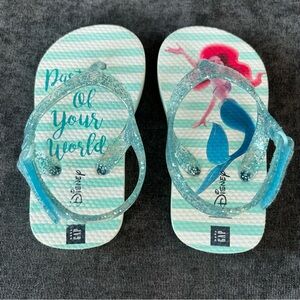 Baby Gap Ariel Flip Flops Size 7-8